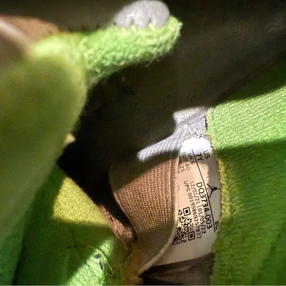 Air Jordan 5 Kids Gray and Green Sneakers size 7Y - Picture 5 of 5